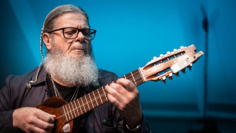 Gustavo Santaolalla